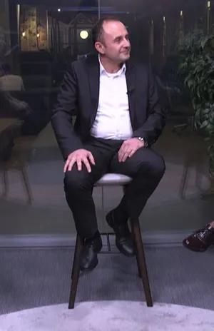 https://cdn.meydiageo.com/meyprepro/images/contents/kurumsal-iliskiler-and-hukuk-direktorumuz-meltem-azbazdar-ve-tedarik-zinciri-direktorumuz-kursat-apan-hbr-turkiyeye-katildi-hero-1672826170.png